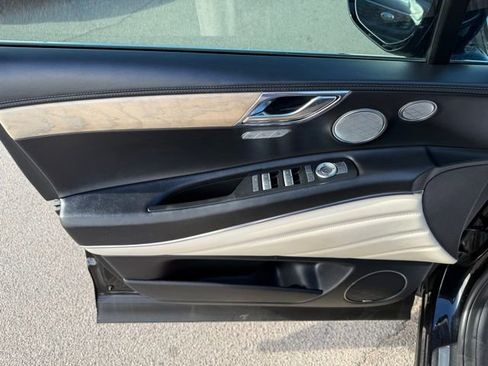 Used 2023 Genesis GV80 3.5T w/ Prestige Package image 11