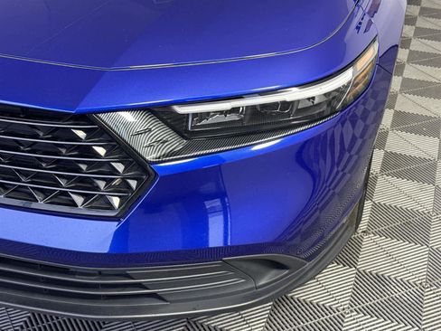 Used 2023 Honda Accord Sport image 9