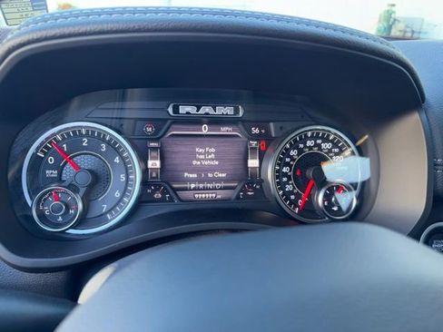 Used 2022 RAM 2500 Laramie w/ Night Edition image 17