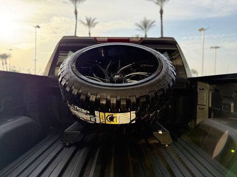 Used 2021 Chevrolet Silverado 1500 LT Trail Boss w/ Convenience Package II image 24