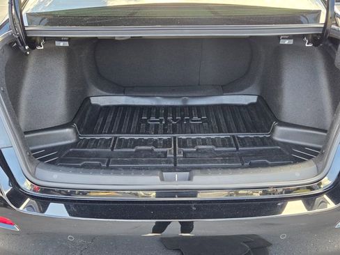 Certified 2025 Honda Civic Sport Touring image 11