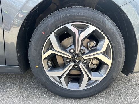 Used 2021 Kia Forte LXS image 35