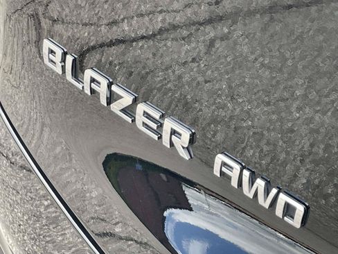 Certified 2023 Chevrolet Blazer LT w/ LPO, Black Grille Bar Package AWD/4WD image 10
