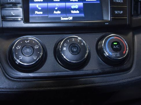 Used 2017 Toyota RAV4 LE w/ All Weather Liner Package AWD/4WD image 19