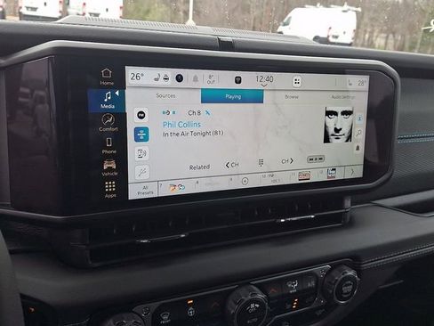 Used 2025 Jeep Wrangler Unlimited Rubicon 4xe w/ Convenience Group image 16