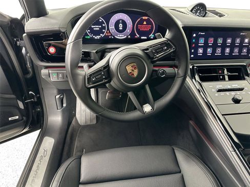 Certified 2024 Porsche Panamera 4 AWD/4WD image 18