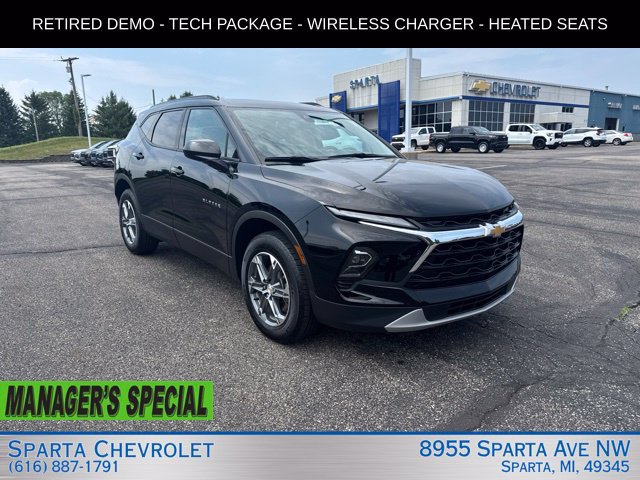 Used 2024 Chevrolet Blazer LT w/ Convenience Package AWD/4WD image 1