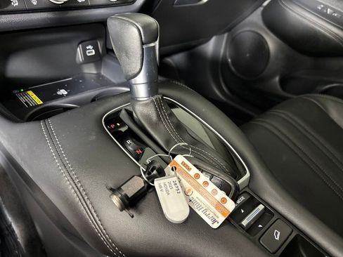 Used 2025 Honda HR-V EX-L image 18