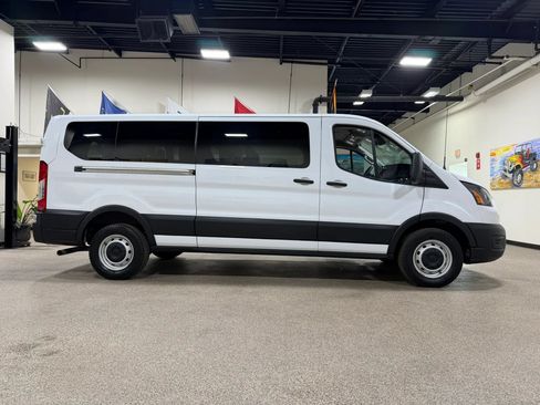 Used 2023 Ford Transit 350 XL RWD image 7
