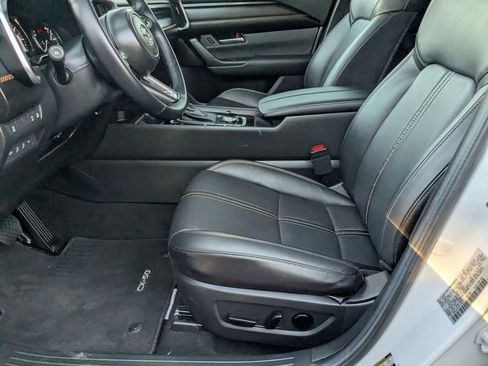 Used 2025 MAZDA CX-50 AWD 2.5 Hybrid w/ Premium Pkg image 11