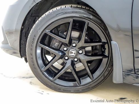Used 2023 Honda Civic Sport image 12