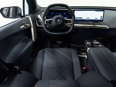New 2026 BMW iX xDrive45 AWD/4WD image 4