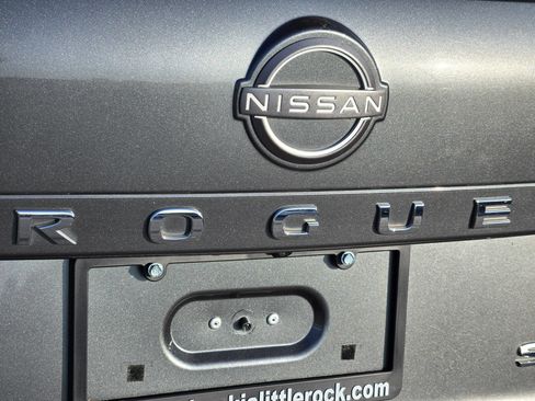 Used 2023 Nissan Rogue SL w/ SL Premium Package AWD/4WD image 38