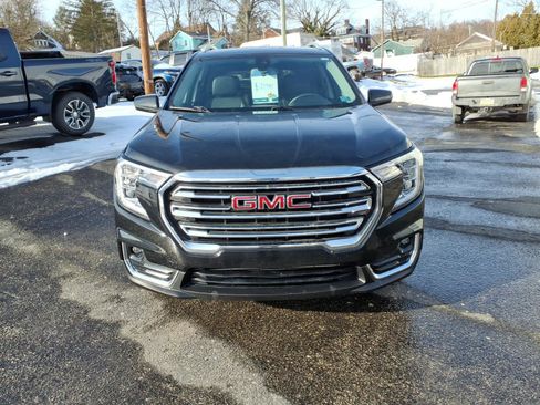 Used 2022 GMC Terrain SLT image 2