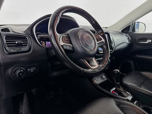 Used 2018 Jeep Compass Limited w/ Navigation Group FWD image 22