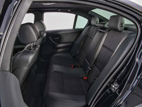 Used 2009 BMW M3 Sedan RWD image 38