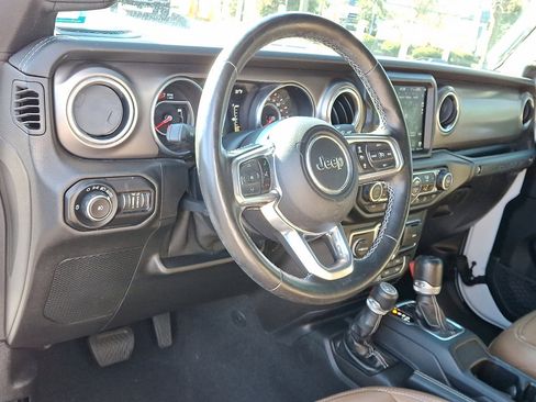 Used 2020 Jeep Wrangler Unlimited Rubicon image 25