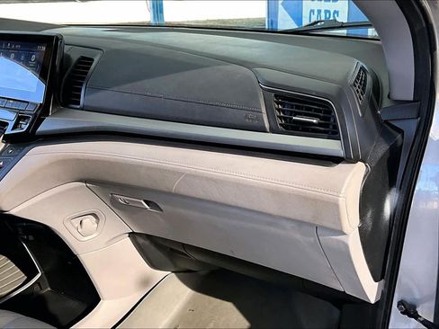 Used 2018 Honda Odyssey EX-L image 17