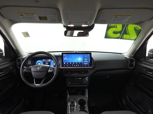 Used 2025 Ford Bronco Sport Badlands image 7