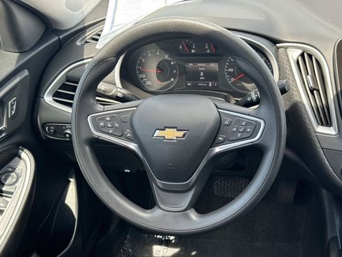 Used 2023 Chevrolet Malibu LT FWD image 10