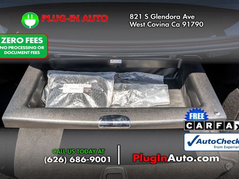 Used 2020 Mercedes-Benz E 350 Sedan image 3