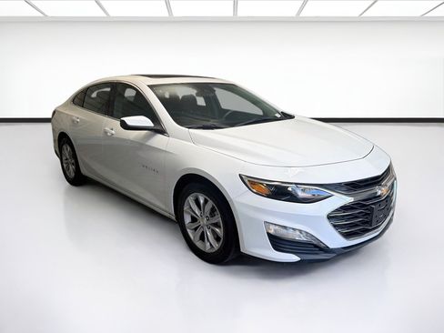 Used 2024 Chevrolet Malibu LT FWD image 3