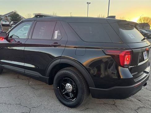 New 2025 Ford Explorer 4WD Police Interceptor image 7