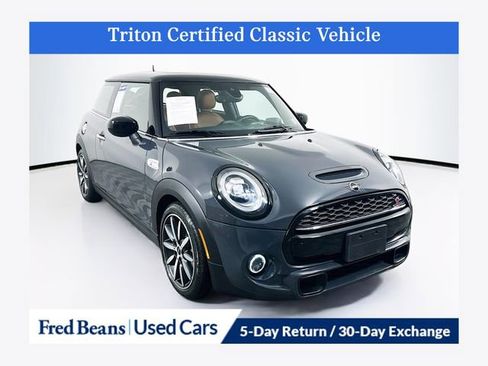 Used 2021 MINI Cooper S image 1