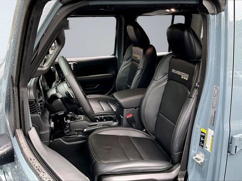 Certified 2024 Jeep Wrangler Unlimited Rubicon 392 AWD/4WD image 39