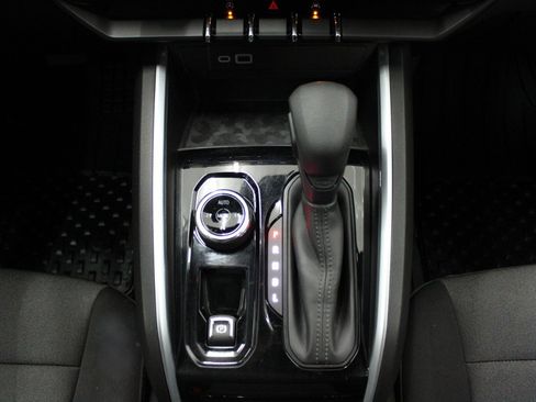 Used 2023 Chevrolet Colorado Trail Boss image 28