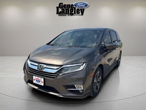 Used 2018 Honda Odyssey Touring image 5