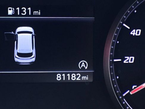 Used 2021 Hyundai Santa Fe SEL w/ Cargo Package image 16