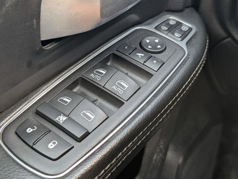 Used 2024 RAM 2500 Big Horn AWD/4WD image 18