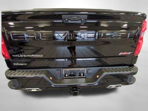 Used 2025 Chevrolet Silverado 1500 RST image 30