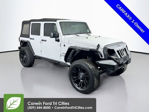 Used 2016 Jeep Wrangler Unlimited Sport w/ Max Tow Package AWD/4WD image 1