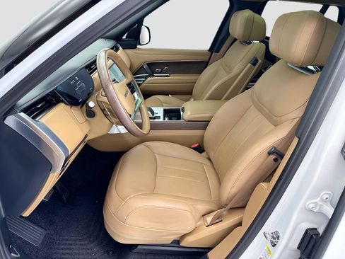 Used 2024 Land Rover Range Rover Autobiography AWD/4WD image 18
