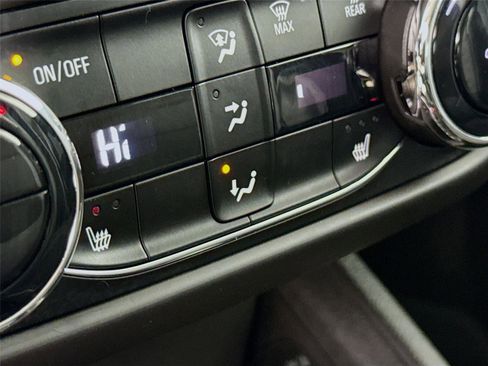 Used 2023 Chevrolet TrailBlazer LT w/ Convenience Package image 19