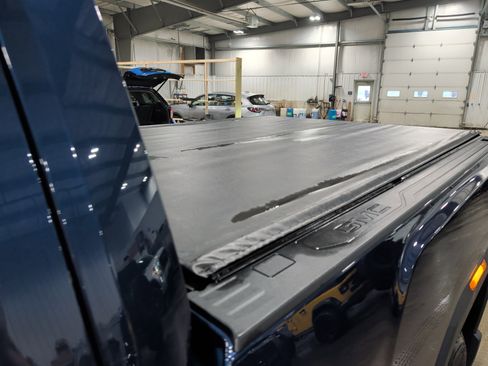 Used 2023 GMC Sierra 2500 Denali image 7