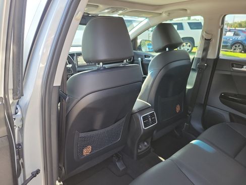 Used 2019 Kia Sportage EX w/ EX Technology Package FWD image 17