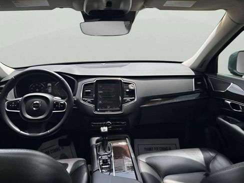Used 2018 Volvo XC90 T6 Momentum AWD/4WD image 8