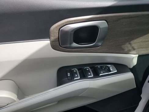 Certified 2023 Kia Sorento EX FWD image 18