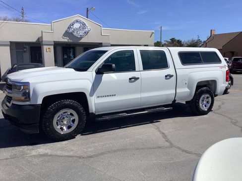Used 2017 Chevrolet Silverado 1500 W/T w/ Trailering Package image 22