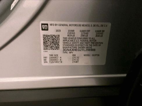 Used 2026 Chevrolet Equinox LT FWD image 32