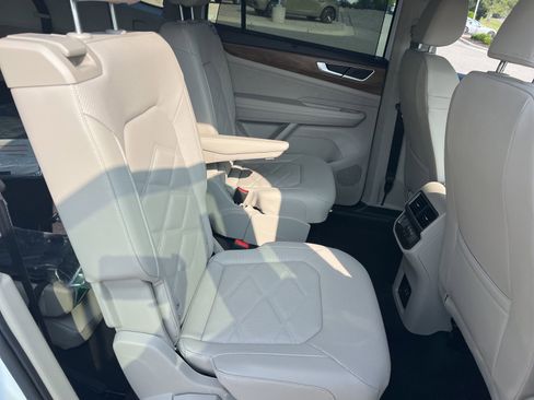 Certified 2026 Volkswagen Atlas SE AWD/4WD image 37