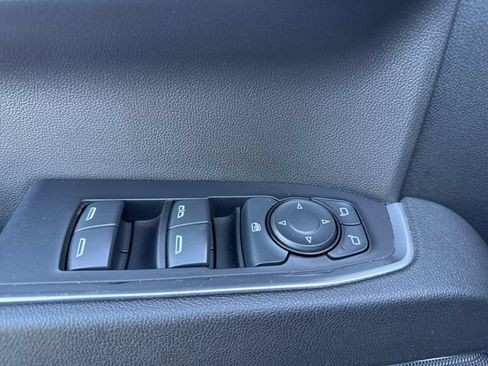 Certified 2023 Chevrolet Silverado 1500 LT AWD/4WD image 11