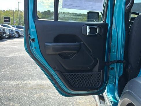 Used 2019 Jeep Wrangler Unlimited Sport S AWD/4WD image 24