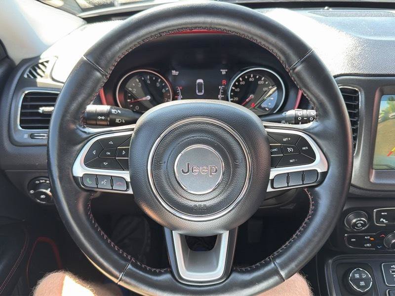 Used 2019 Jeep Compass Trailhawk w/ Cold Weather Group AWD/4WD image 18