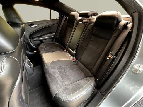 Used 2022 Dodge Charger Scat Pack w/ Plus Group RWD image 22