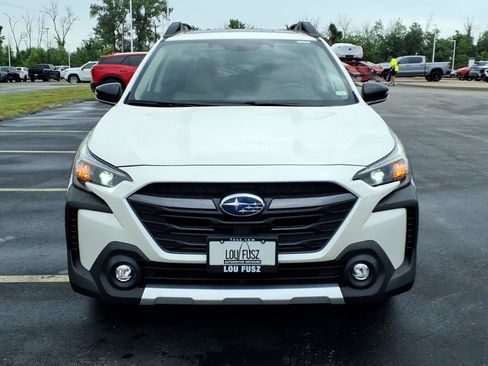 Used 2025 Subaru Outback Limited AWD/4WD image 33