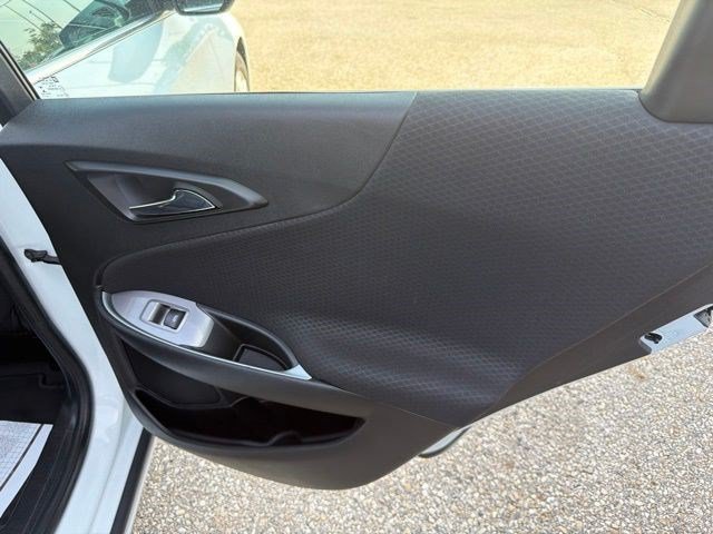 Used 2024 Chevrolet Malibu LT FWD image 18